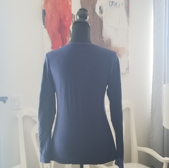 2 Women's long sleeve small T-shirts (Black and Navy) - Picture 6 of 8